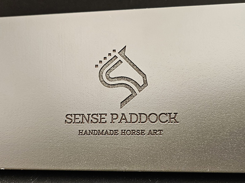 ロゴ入り特注台座